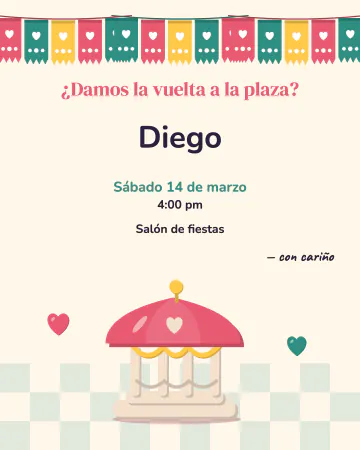 Domingo en el kiosco. El kiosco de la plaza con papel picado.
